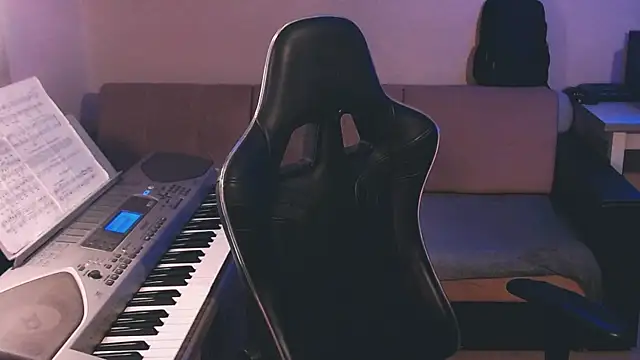 Sweetparker online show from April 18, 10:32 pm