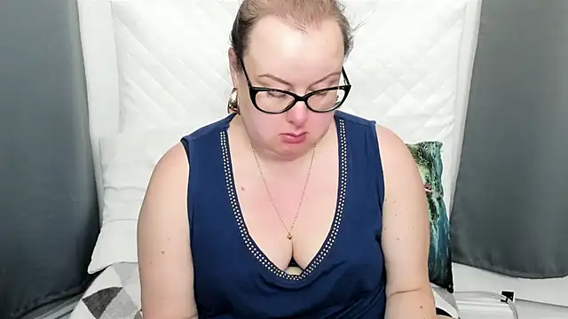 Snapshot of dirtyBonnie chatting on November 20, 4:45 am dirtyBonnie online show from November 20, 4:45 am