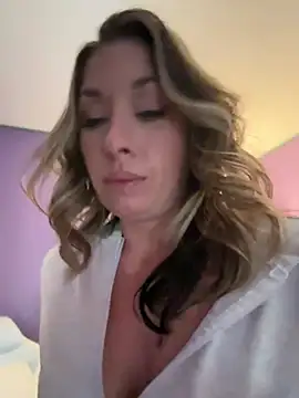  NinaLuvSins  online show from March 9, 9:41 pm