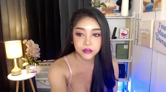 AsianMariaTs online show from January 15, 11:00 am
