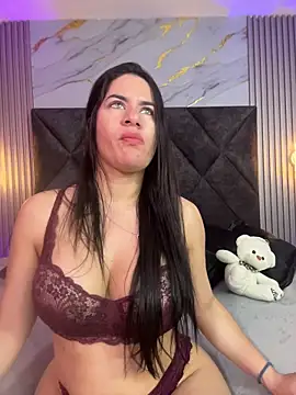 Zafira Alabi online show from February 8, 3:48 pm