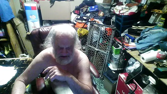 russtee online show from May 22, 8:25 pm