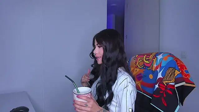 Lisegg  online show from March 3, 10:21 am