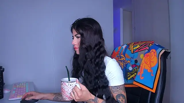 Lisegg  online show from April 10, 1:27 pm