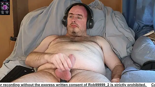 Snapshot of rob99999_2 chatting on March 11, 10:53 pm rob99999 2 online show from March 11, 10:53 pm