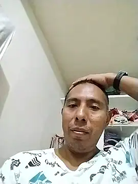 Snapshot of desnudo_Sexoxo chatting on June 13, 6:17 pm desnudo Sexoxo online show from June 13, 6:17 pm