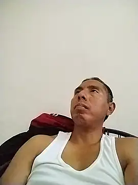 Snapshot of desnudo_Sexoxo chatting on June 28, 7:42 pm desnudo Sexoxo online show from June 28, 7:42 pm