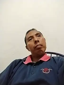 Snapshot of desnudo_Sexoxo chatting on August 9, 11:31 pm desnudo Sexoxo online show from August 9, 11:31 pm