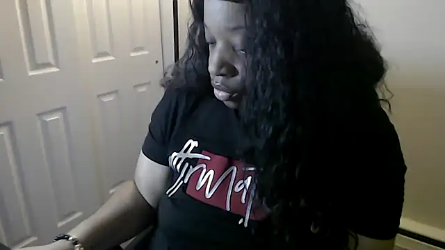 Sexymona1218 online show from January 6, 11:03 am