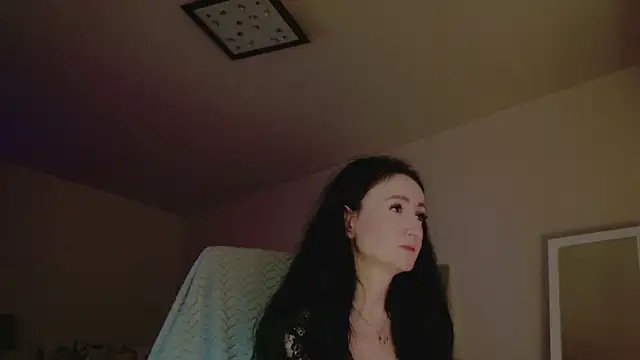 lara heaven online show from May 26, 4:30 am