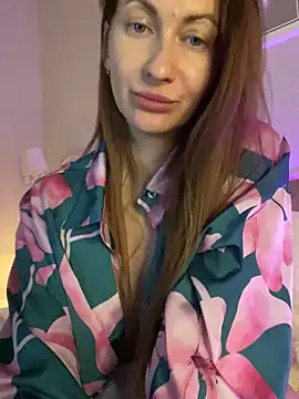 Snapshot of Luna_Hoty chatting on March 15, 4:02 am Luna Hoty online show from March 15, 4:02 am