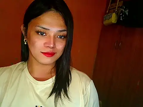 Snapshot of AsianQueenAlexaXx chatting on August 9, 1:18 am AsianQueenAlexaXx online show from August 9, 1:18 am