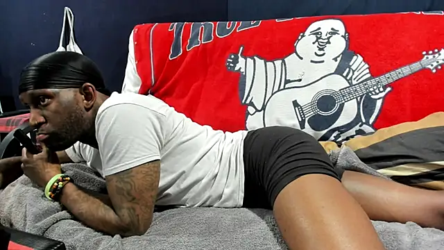 iBreakHeartz online show from December 24, 10:22 am