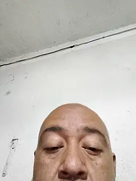 GeorgeVergaGrues online show from October 16, 2:45 am