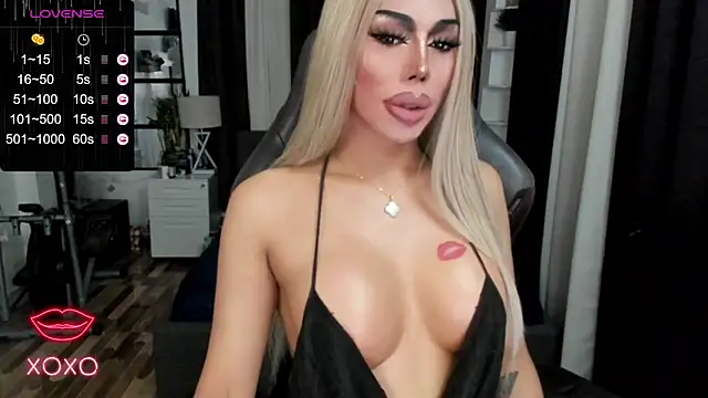 Forever MissCandace online show from January 7, 10:32 am