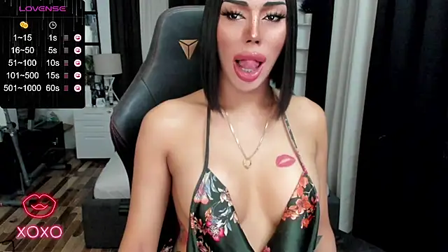 Forever MissCandace online show from March 1, 11:39 am