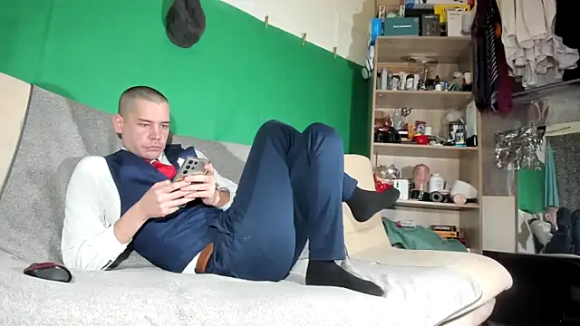 viraglaci18xh online show from February 4, 9:09 pm