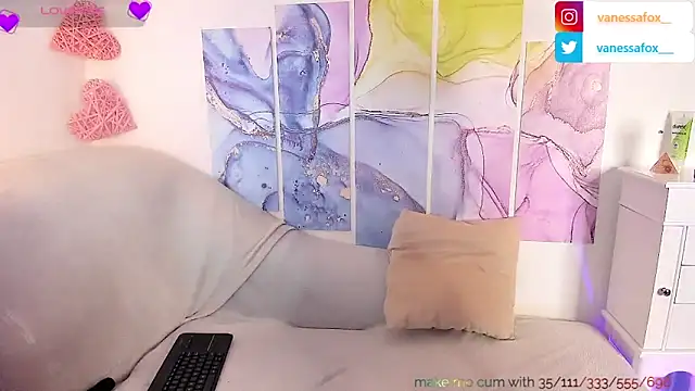 Snapshot of VanessaFox__ chatting on February 6, 4:14 pm VanessaFox online show from February 6, 4:14 pm