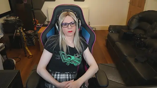 Snapshot of KelseyCobalt chatting on January 7, 9:46 pm KelseyCobalt online show from January 7, 9:46 pm