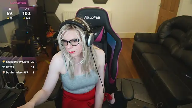 Snapshot of KelseyCobalt chatting on March 8, 10:34 pm KelseyCobalt online show from March 8, 10:34 pm