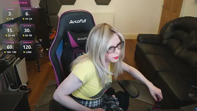 Snapshot of KelseyCobalt chatting on March 12, 8:41 pm KelseyCobalt online show from March 12, 8:41 pm