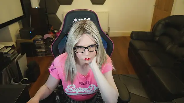 Snapshot of KelseyCobalt chatting on March 17, 9:34 pm KelseyCobalt online show from March 17, 9:34 pm