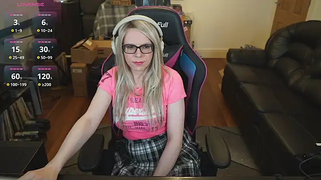 Snapshot of KelseyCobalt chatting on November 22, 9:36 pm KelseyCobalt online show from November 22, 9:36 pm