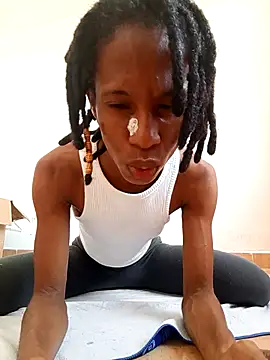 africa deluxe online show from March 1, 4:00 pm