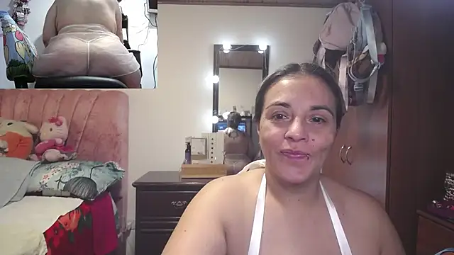 zoe hotxxx online show from April 6, 1:56 pm