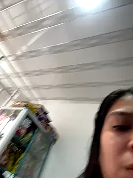 emilyjohanson online show from September 18, 3:03 pm