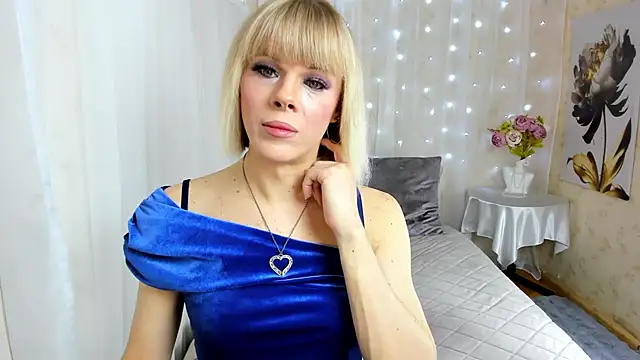 Snapshot of Stesnyashka123 chatting on February 16, 12:56 pm Stesnyashka123 online show from February 16, 12:56 pm