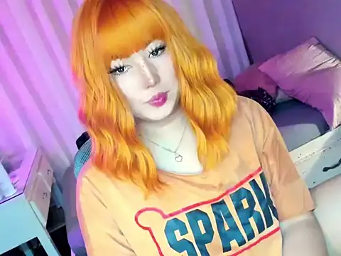 HOTnWILDalice online show from December 21, 12:07 am