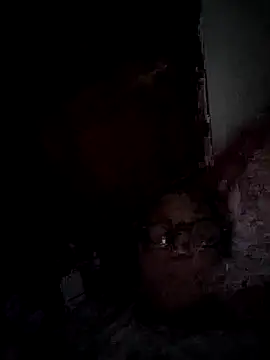 iamkahn 44 online show from April 14, 6:41 am