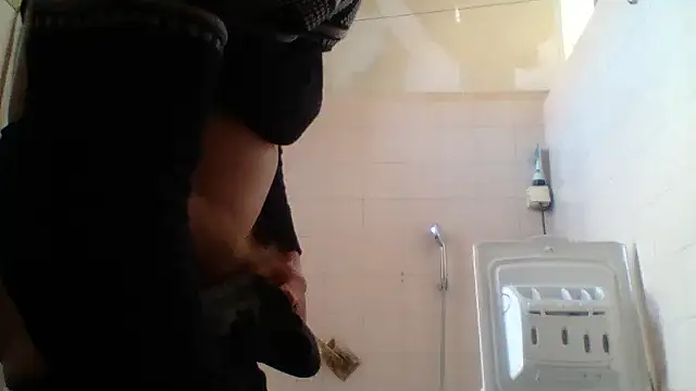 8inmanskny online show from April 6, 3:13 pm