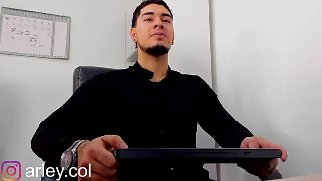 Dimitri Colleman online show from December 16, 4:34 am