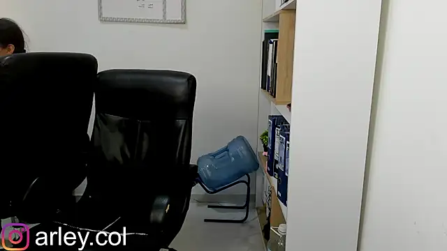 Dimitri Colleman online show from January 24, 5:31 am