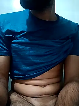Snapshot of Babboy_24 chatting on December 6, 11:57 pm Babboy 24 online show from December 6, 11:57 pm