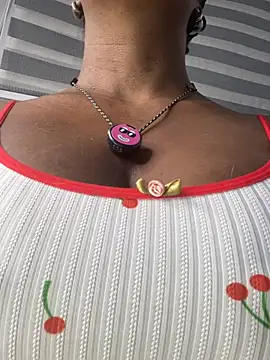 Snapshot of Sofi_Smiley chatting on February 19, 4:30 am Sofi Smiley online show from February 19, 4:30 am