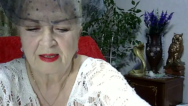 Emma52610 online show from March 7, 5:28 pm