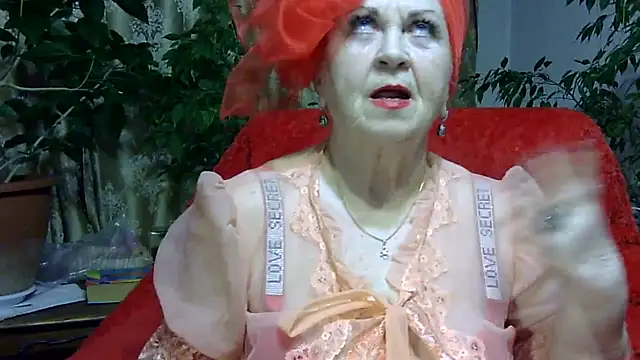 Emma52610 online show from March 9, 5:28 pm