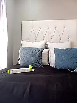 SQUITBOOTY online show from April 3, 6:22 am