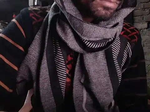 Snapshot of ThethunderPo chatting on December 30, 1:25 pm ThethunderPo online show from December 30, 1:25 pm