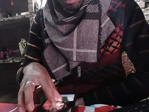 Snapshot of ThethunderPo chatting on January 7, 3:02 pm ThethunderPo online show from January 7, 3:02 pm