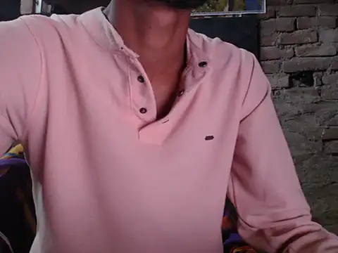 Snapshot of ThethunderPo chatting on January 13, 6:16 am ThethunderPo online show from January 13, 6:16 am