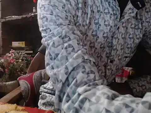 Snapshot of ThethunderPo chatting on February 22, 3:14 pm ThethunderPo online show from February 22, 3:14 pm