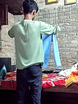 Snapshot of ThethunderPo chatting on October 12, 3:33 pm ThethunderPo online show from October 12, 3:33 pm