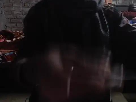 Snapshot of ThethunderPo chatting on December 14, 3:39 pm ThethunderPo online show from December 14, 3:39 pm