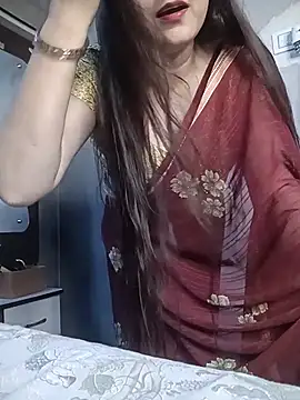 naughtymadam online show from July 13, 5:10 am