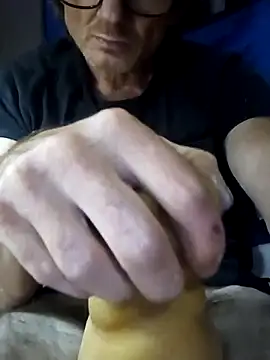 Snapshot of ROBERT0516 chatting on September 17, 11:50 pm ROBERT0516 online show from September 17, 11:50 pm