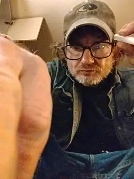 Snapshot of ROBERT0516 chatting on October 12, 3:16 am ROBERT0516 online show from October 12, 3:16 am